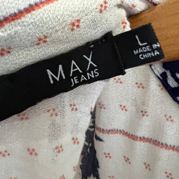 MAX Jeans Flowy Boho Floral Long Sleeve Blouse with Tie Neck Bow - Picture 5 of 7